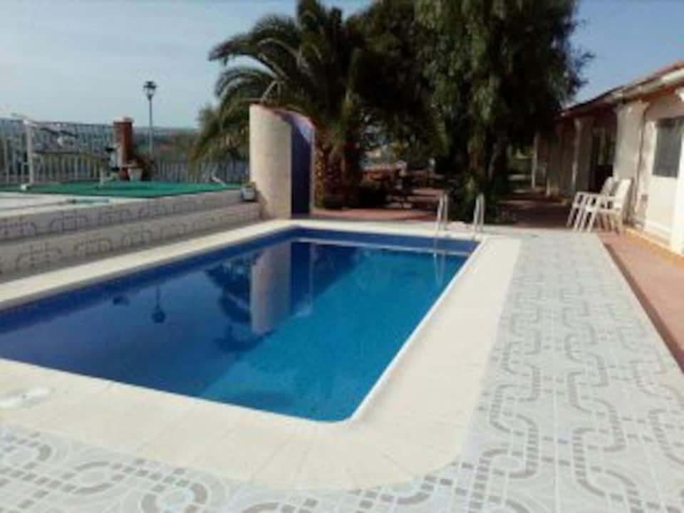 Recovery Mountain Homestay Аликанте Екстериор снимка