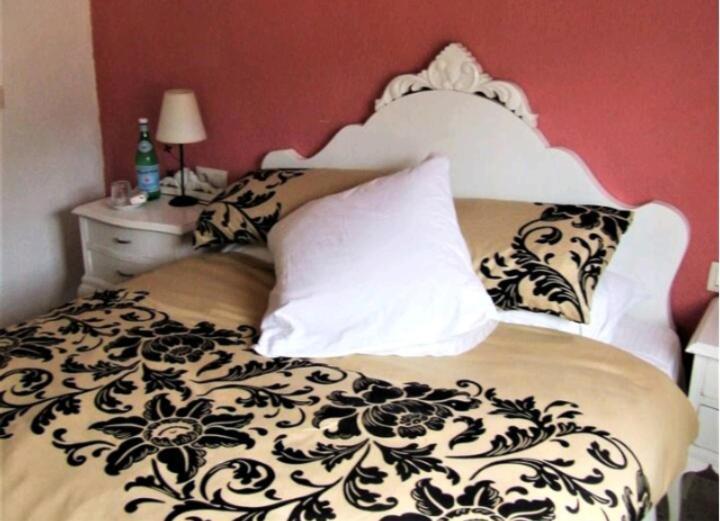 Recovery Mountain Homestay Аликанте Екстериор снимка
